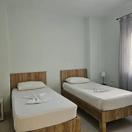 Saranda Holiday Apartments *